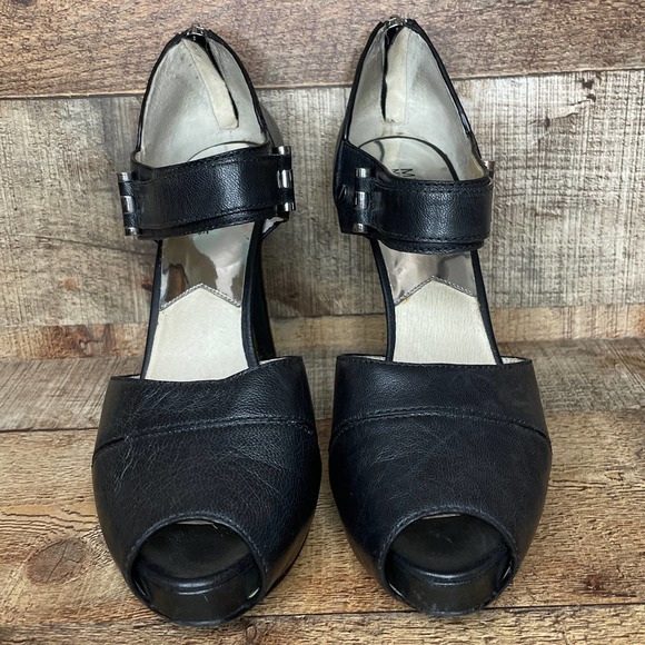Michael Kors Black Leather Peep Toe Heels Back Zip Size 10 - Picture 3 of 14